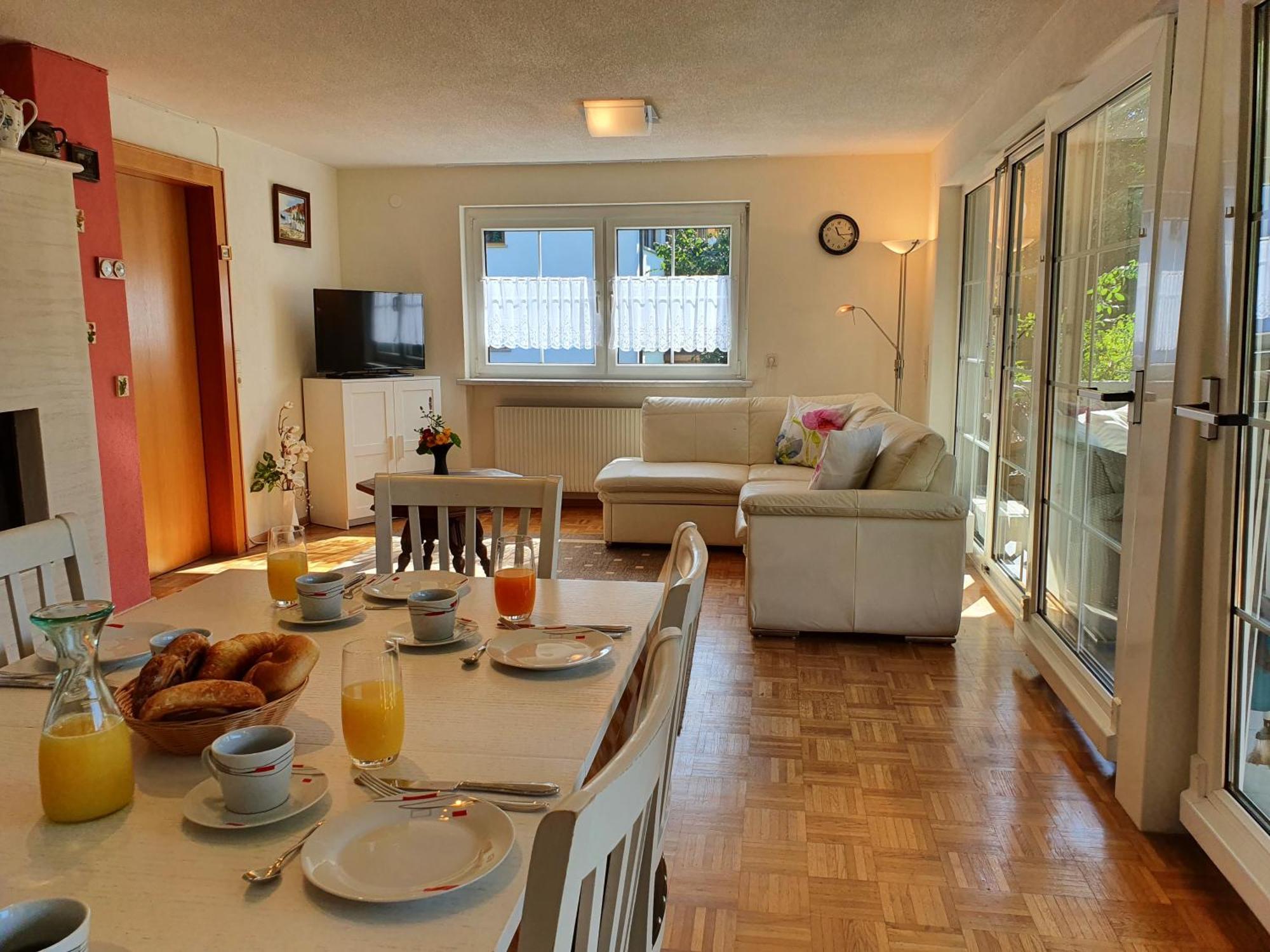 Gardenia-Altach, 2-4 P, Kueche, Garten, Terrasse, Parkplatz, Wifi, Ski Stellplatz Kültér fotó